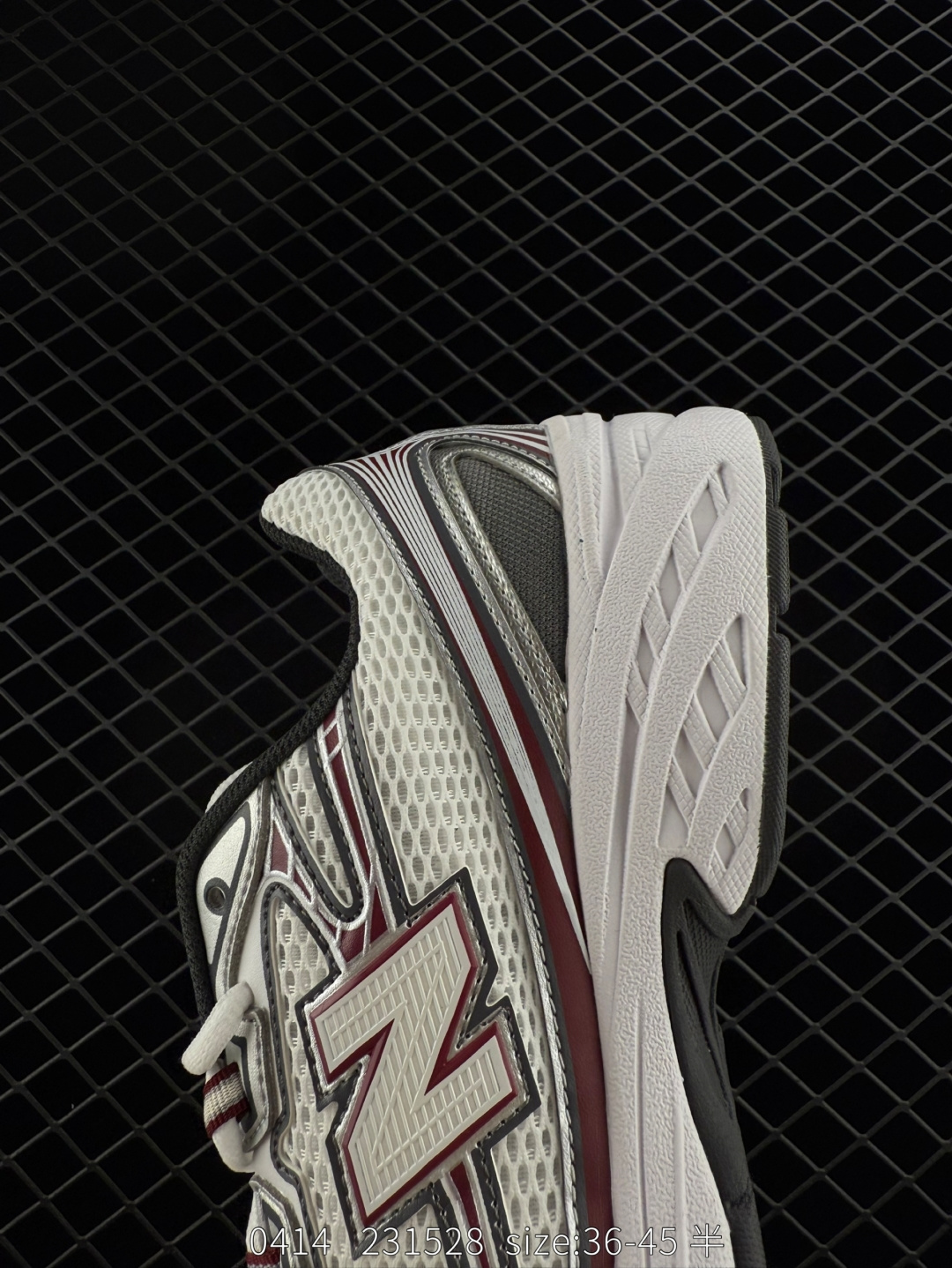 New Balance MR740 NB